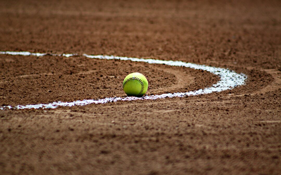 Lady Cats Softball Splits With Owen
